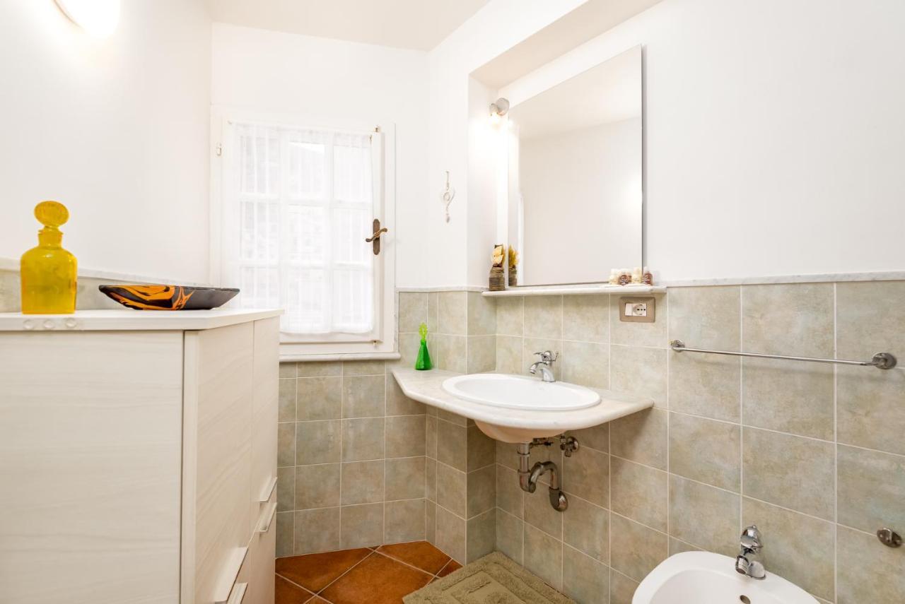 Memorie Saline, Terre Marine Apartment Вернаца Екстериор снимка